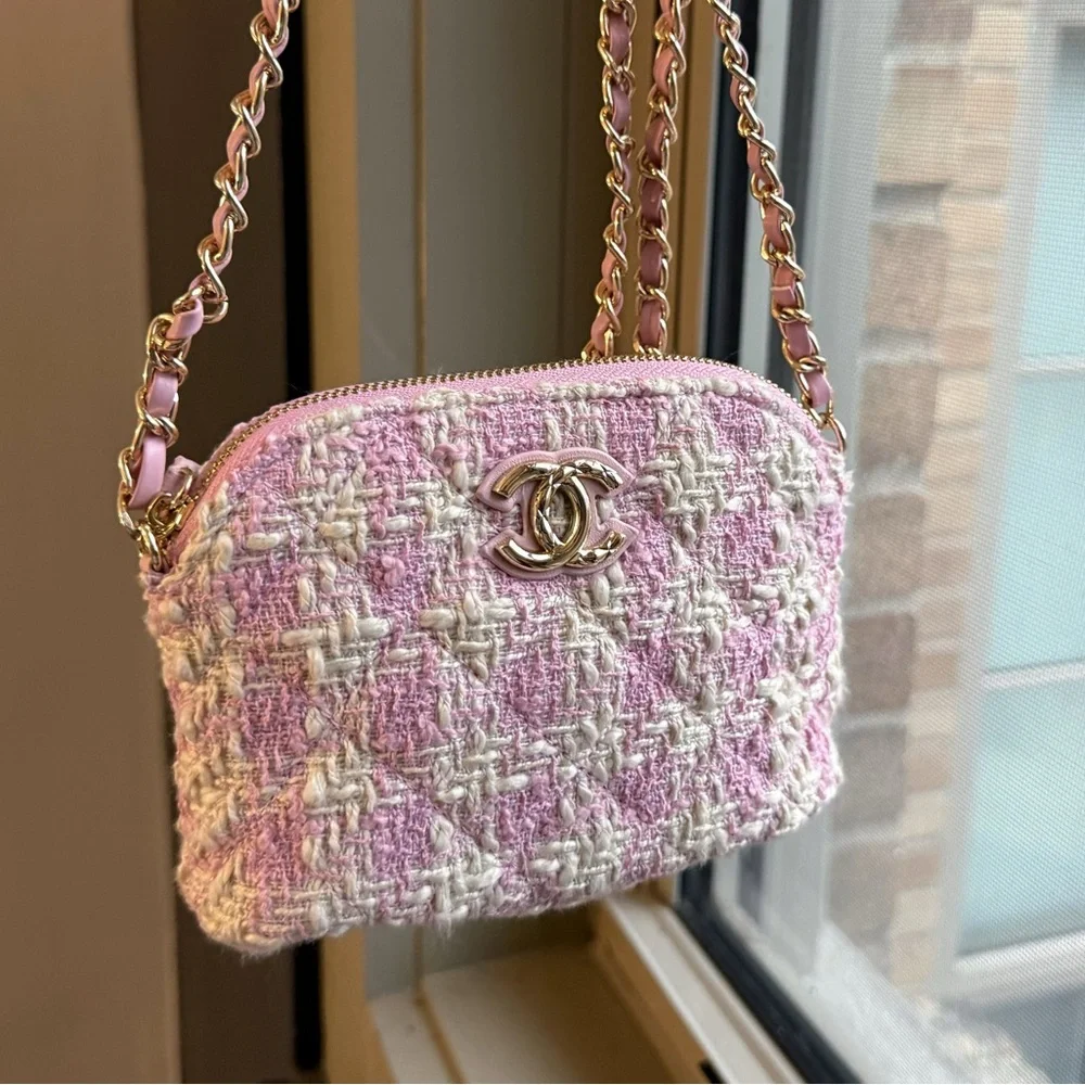 Chanel Beauty Pink Tweed Shell Chain Bag